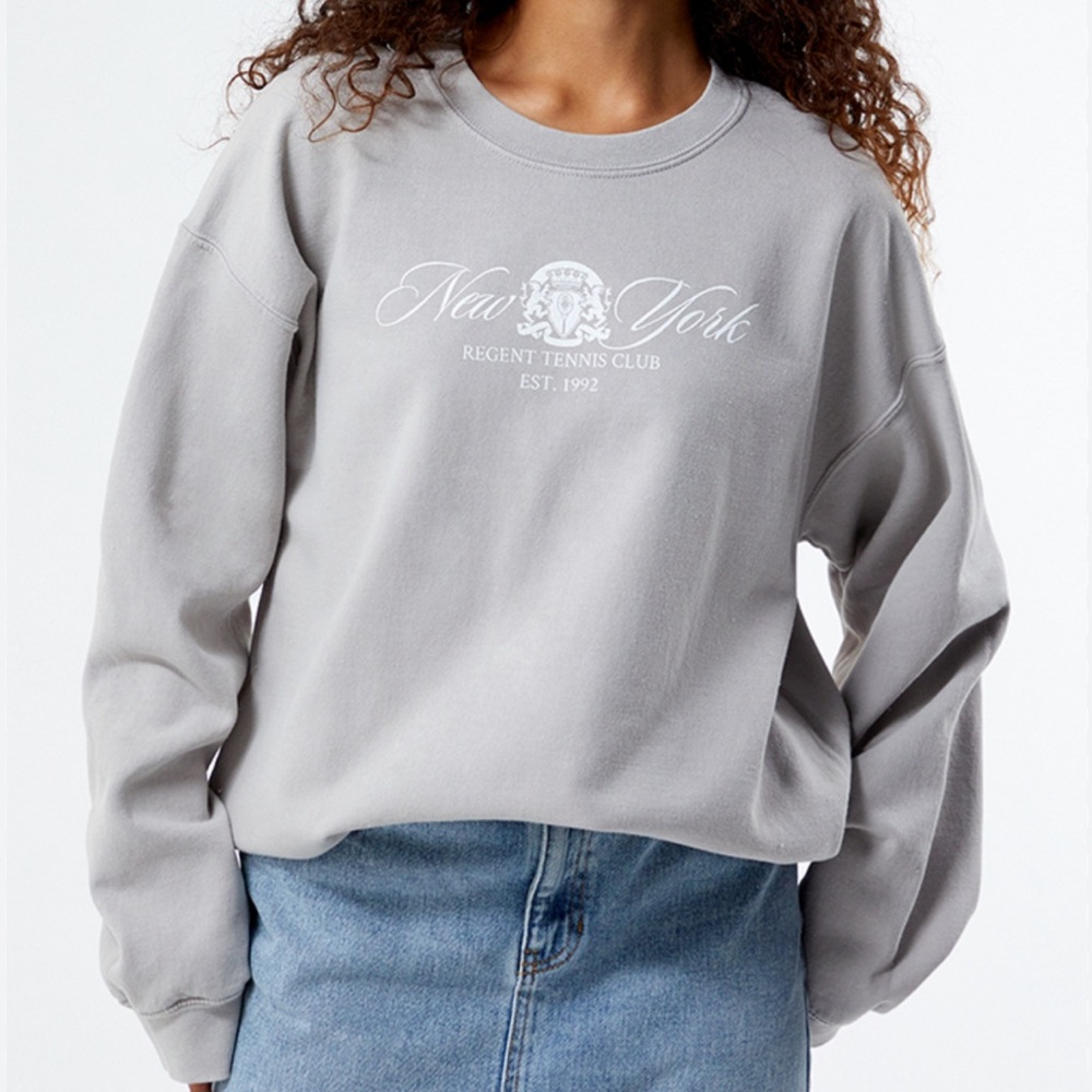 Golden hour New York regent tennis club sweatshirt pacsun M/L perfect condition